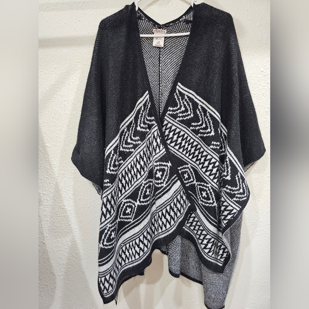 Merona - southwestern ponch - size small/medium
